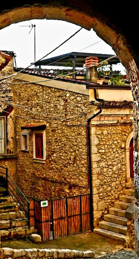 Porta Manfredi Arce